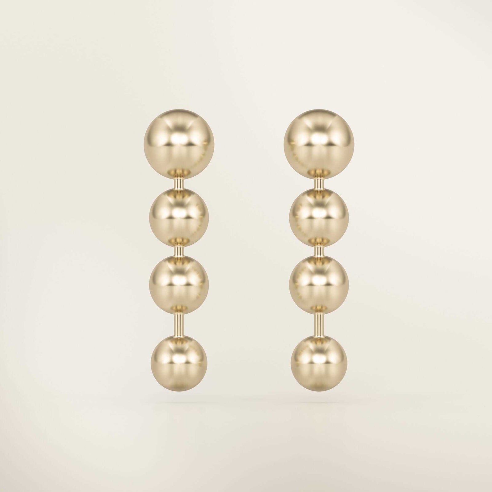 Venust | Stud Earrings